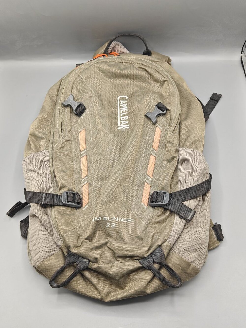 CamelBak Rim Runner 22 Hydration Backpack Olive Orange Air Channel Hiking Pack